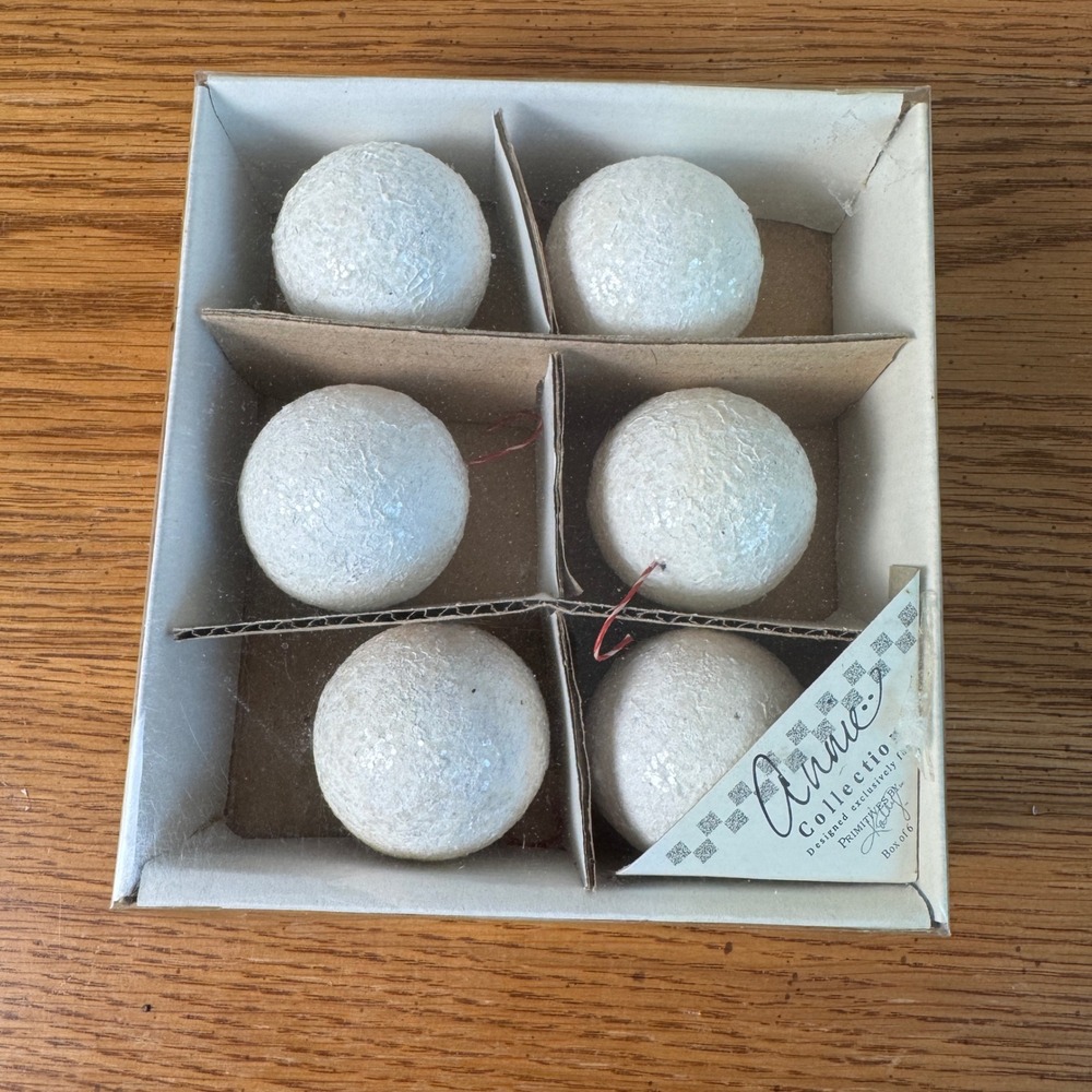 Primitives by Kathy Annie‎ Collection Bumpy Snowball Ornaments White Set of 6